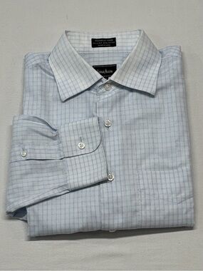 Neiman Marcus Light Blue Checked Dress Shirt 100% cotton 215 work party trendy